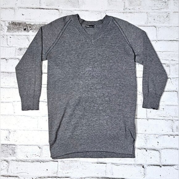 FHQ Collection Gray V-Neck Longline Knit Sweater Dress Size Small - Picture 3 of 9